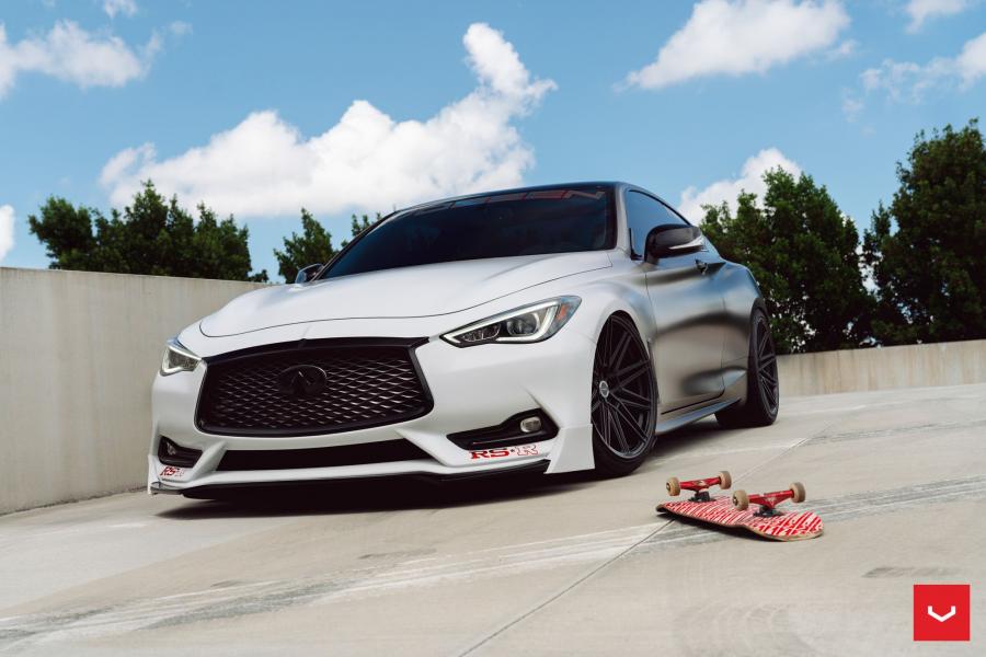  Infiniti Q60S 3.0t on Vossen Wheels (CV10) 2019 года  (фото 1 из 12)